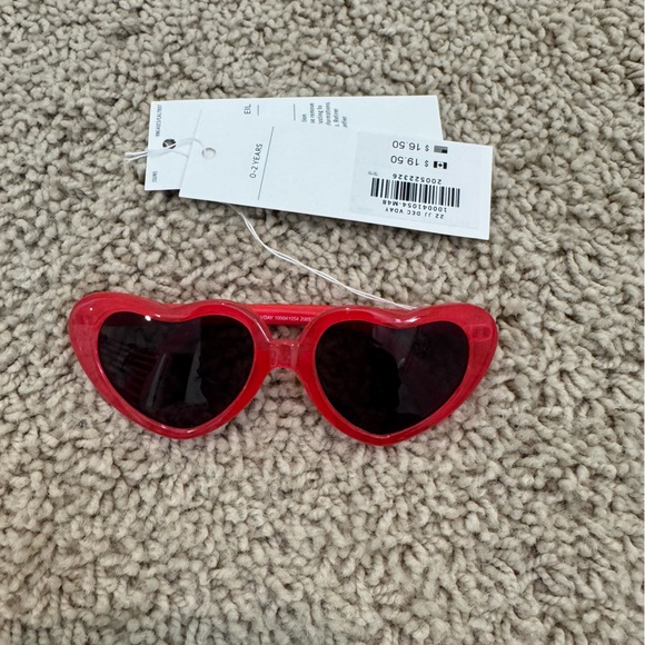 12-18 months Janie and Jack heart shirt and heart glasses - Picture 2 of 5